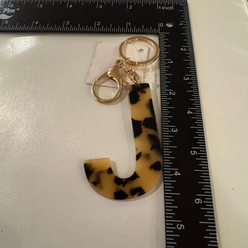 Tortoise‎ Shell Letter J Initial Keychain Gold Tone Hardware Cute Charm